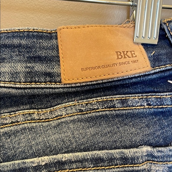BKE from Buckle Distressed Blue Denim Jeans - Picture 4 of 6